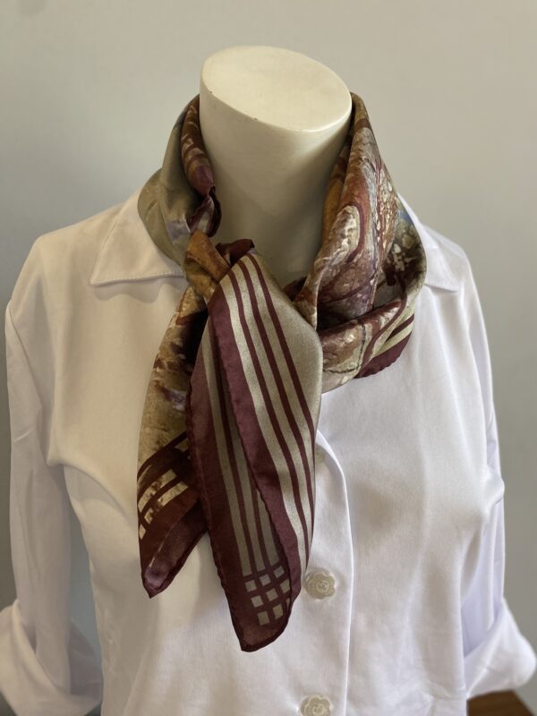 Φουλάρι 100% μετάξι με σχέδιο τοιχογραφίας του μουσείου - Κύμα - 2