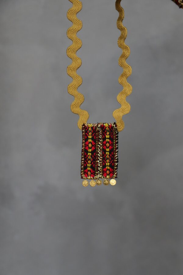 Χειροποίητο κολιέ εμπνευσμένο από φορεσιά της Θράκης - 1