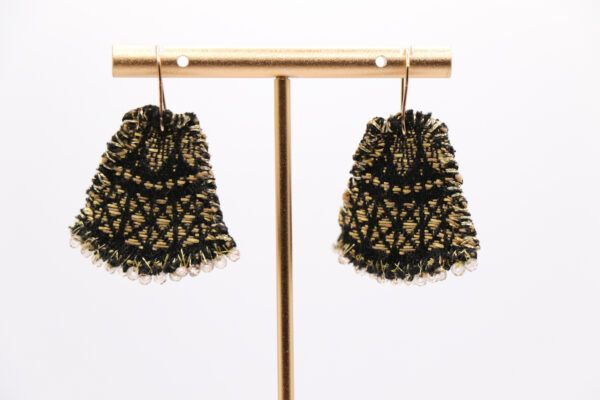 Χειροποίητα σκουλαρίκια εμπνευσμένα από φορεσιά της Θράκης - 2