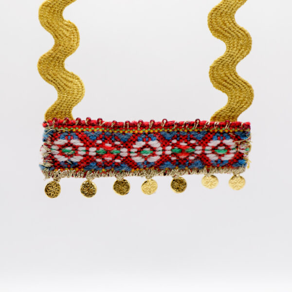 Χειροποίητο κολιέ εμπνευσμένο από φορεσιά της Θράκης