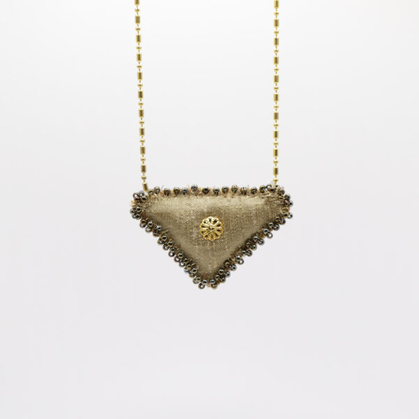 Χειροποίητο κολιέ φυλαχτό