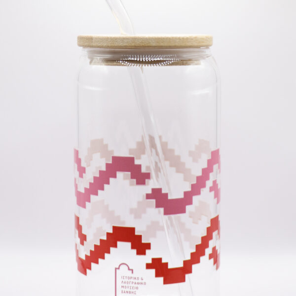 Γυάλινο παγούρι με σχέδιο από κέντημα του μουσείου